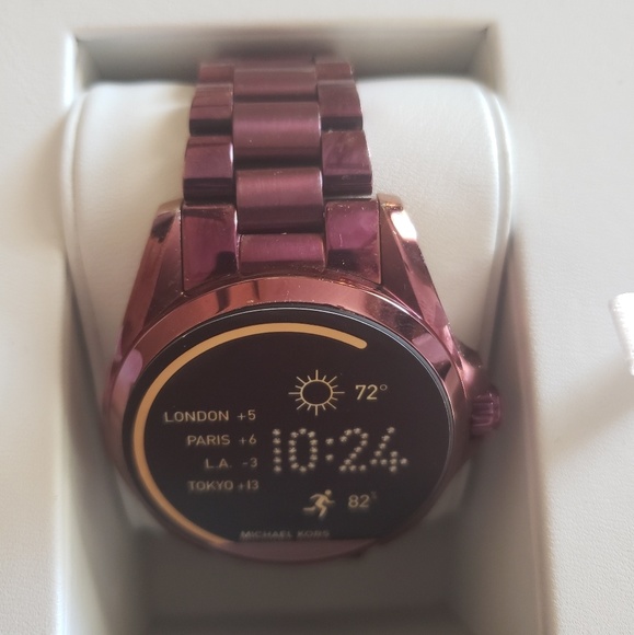 michael kors smartwatch purple